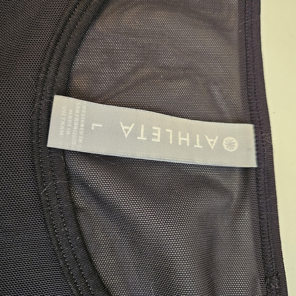 Athleta Limited Edition Velvet Rose Cropped Top Size L Black Mesh - Picture 5 of 7